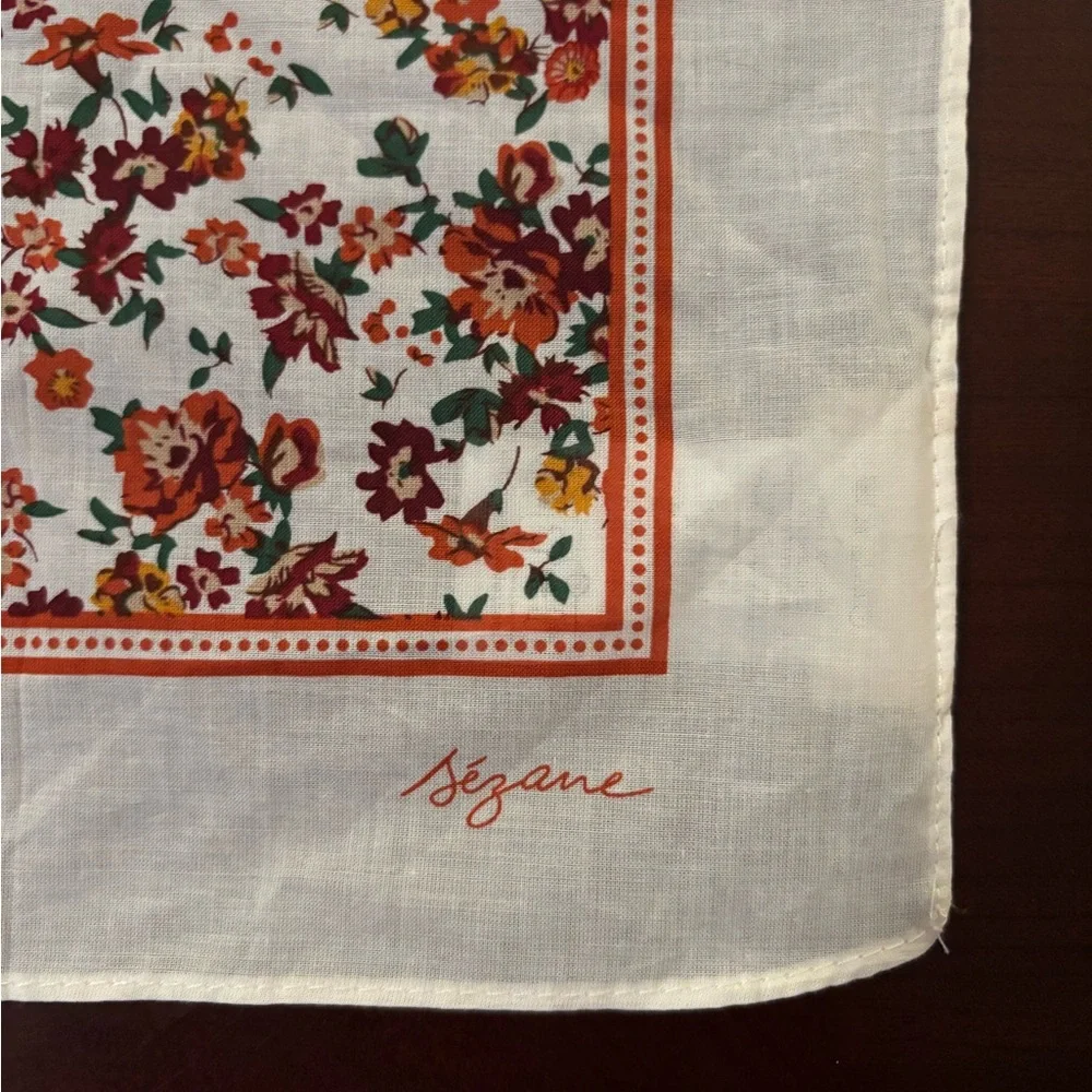 Sézane Floral Patterned Scarf - Picture 2 of 3
